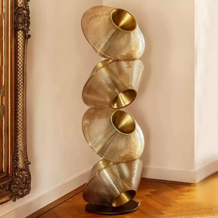 Торшер Astington Whirl P4