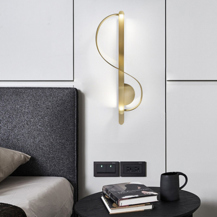 Настенный светильник Swoop Sconce