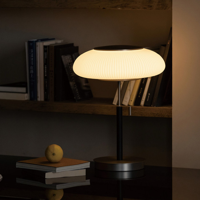 Настольная лампа Vintage Beam White