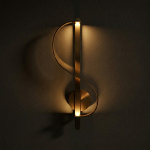 Настенный светильник Swoop Sconce